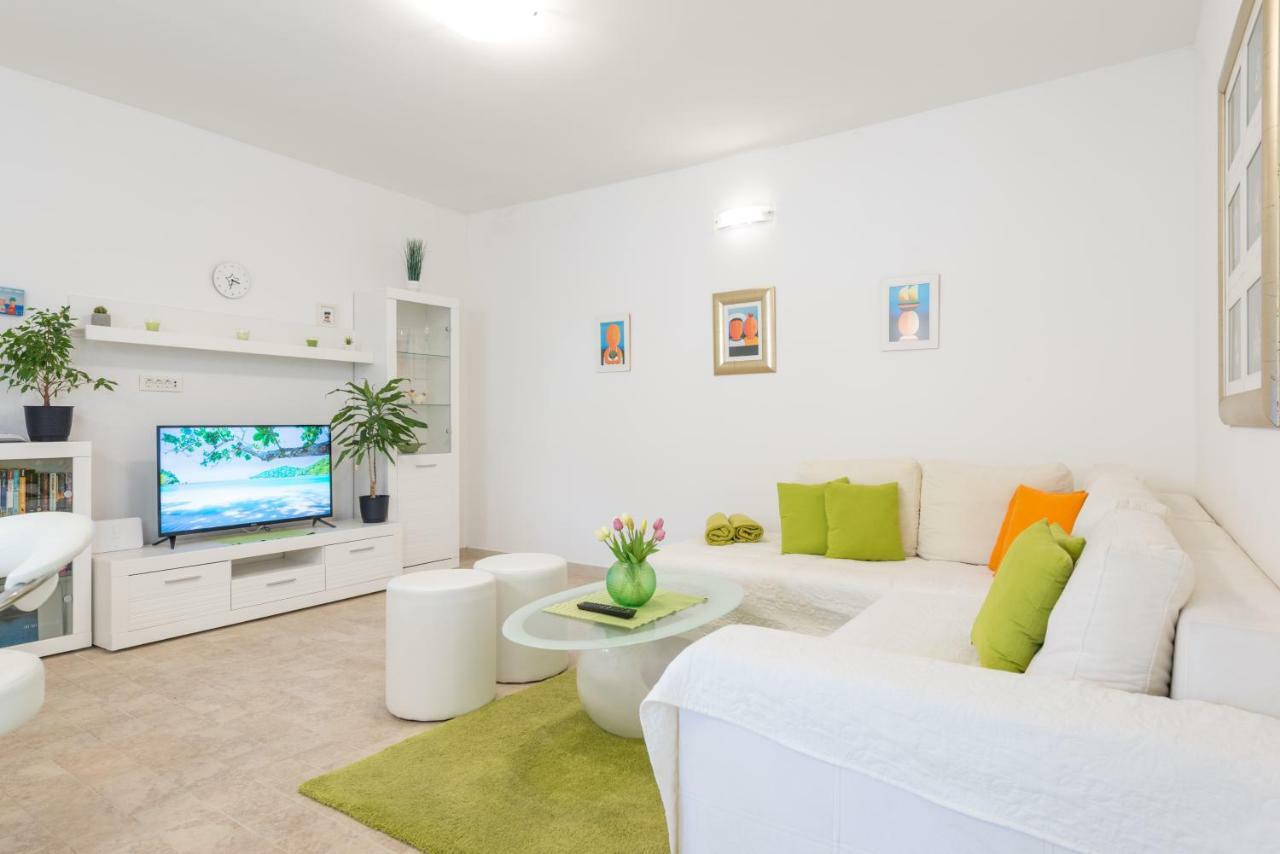 Green Magic Apartment Ragusa Esterno foto