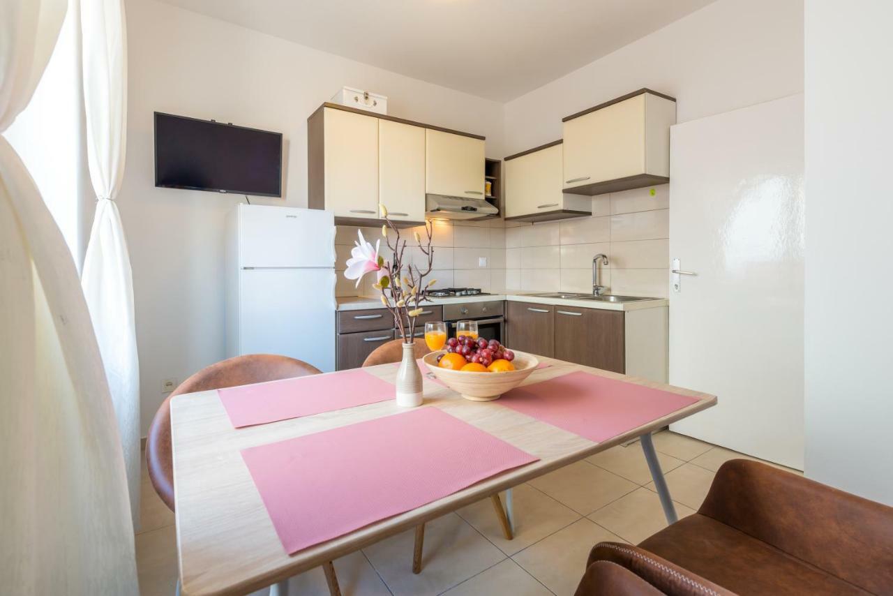 Green Magic Apartment Ragusa Esterno foto